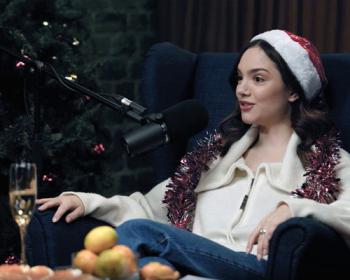 Новогодний выбор: фигуристка Евгения Медведева в гостях у юмористического шоу.