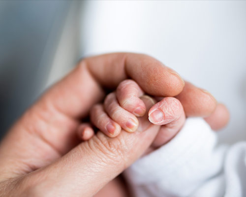 Новый главный статус: звезда Comedy Club Андрей Бебуришвили впервые стал отцом.